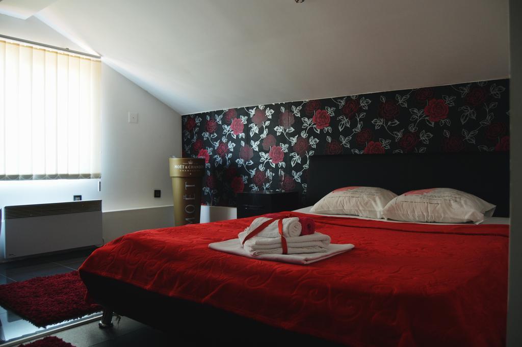 Guest House Vila Salute นิส ภายนอก รูปภาพ