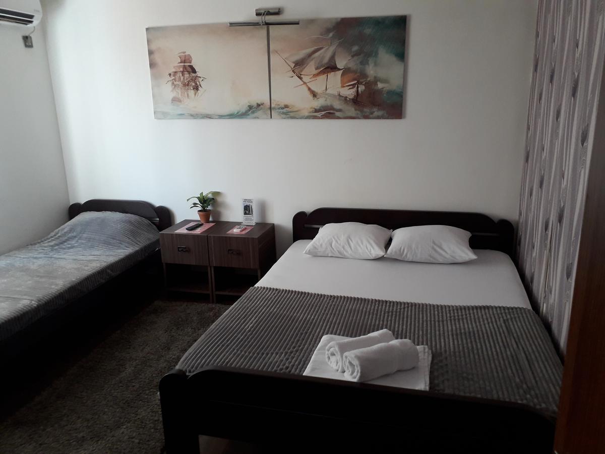 Guest House Vila Salute นิส ภายนอก รูปภาพ